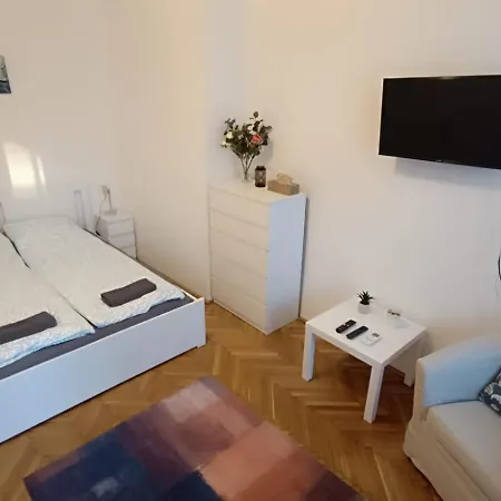 Appartement Paris Garden Budapest