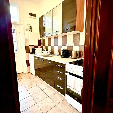 Paris Garden Apartment *